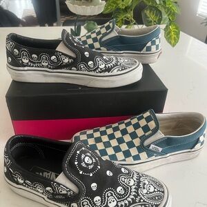 2 Pairs Vans Slip-On Sneakers